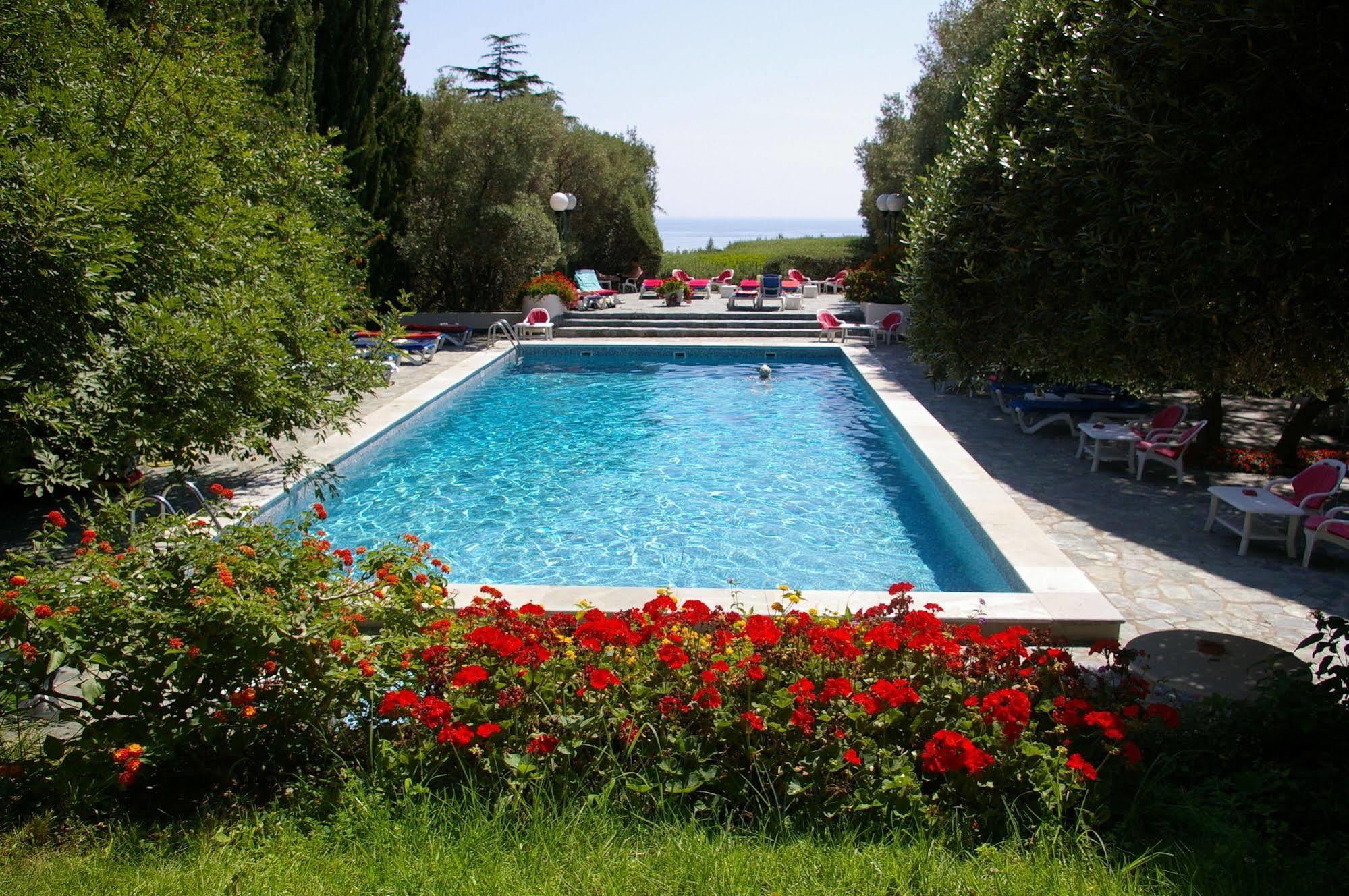 Ville-di-Pietrabugno Hotel Pietracap מראה חיצוני תמונה